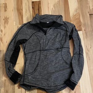 Lululemon  Quarter-Zip Pullover